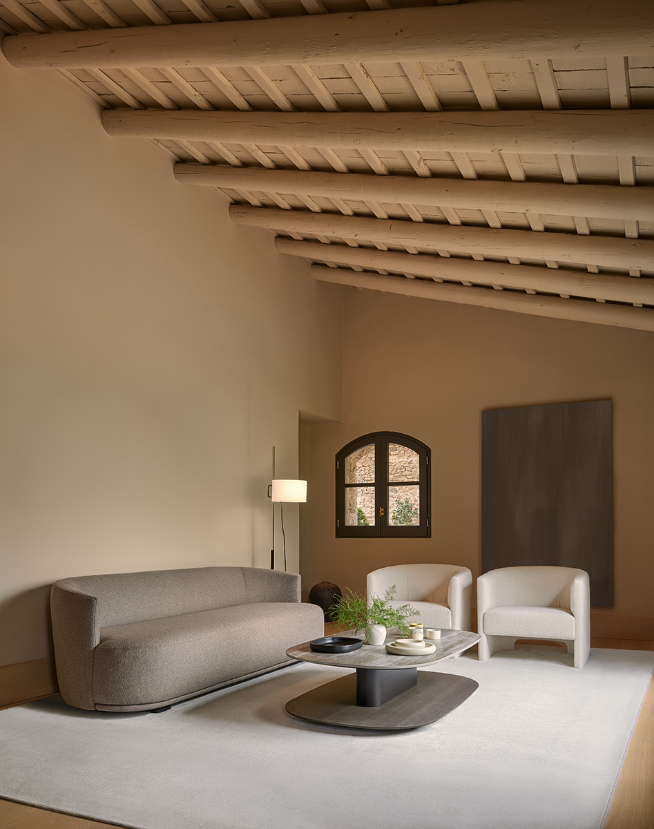 Flow sofa and loung chairs by Mario Ruiz for Joquer