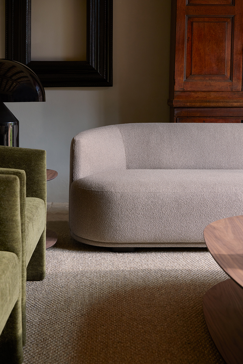 Flow sofa and lounge chairs by Mario Ruiz for Joquer