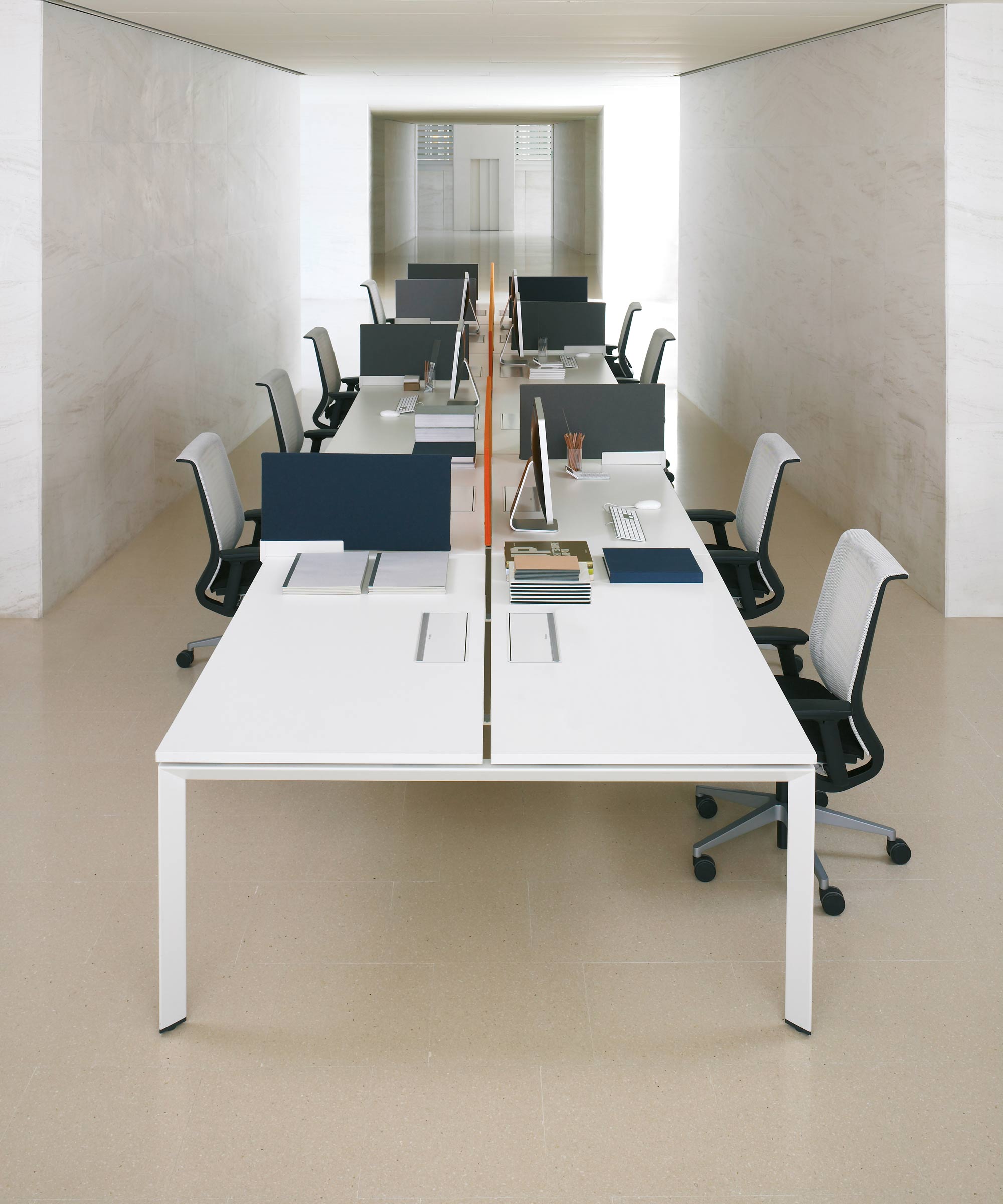 Bench Ottima Tables Programme by Mario Ruiz for Steelcase
