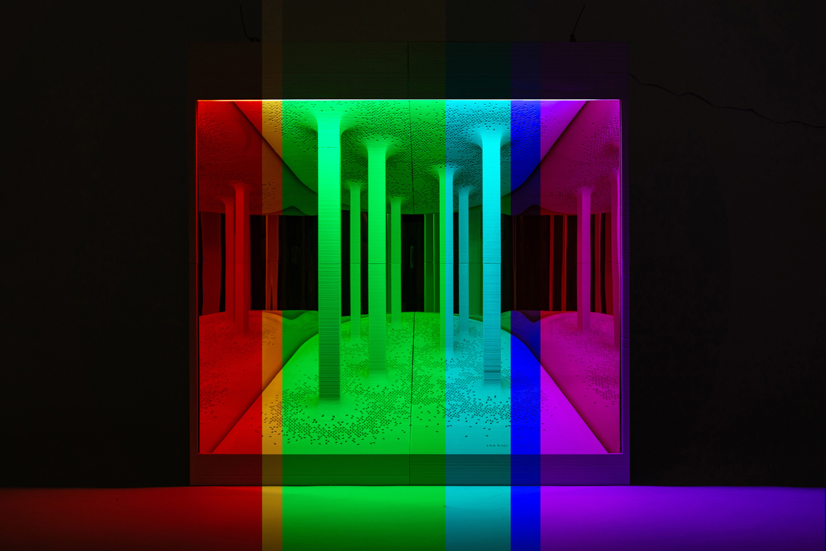 Window display by designer Mario Ruiz for Il Giardinetto Barcelona