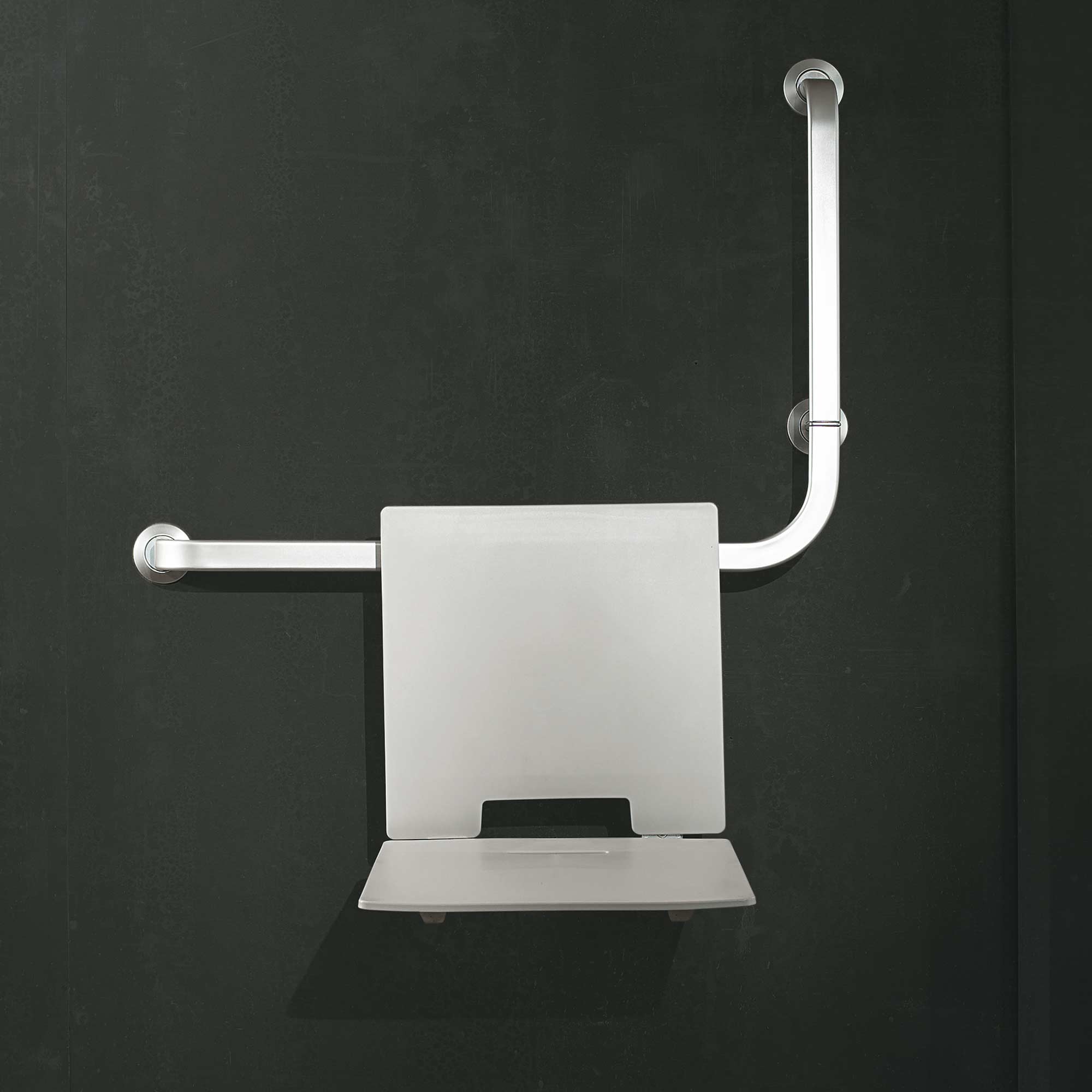 Solid Bathroom Accessories designed by Mario Ruiz for Estoli