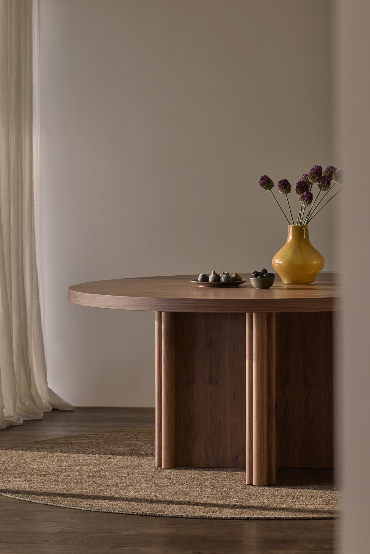 Fiore Tables