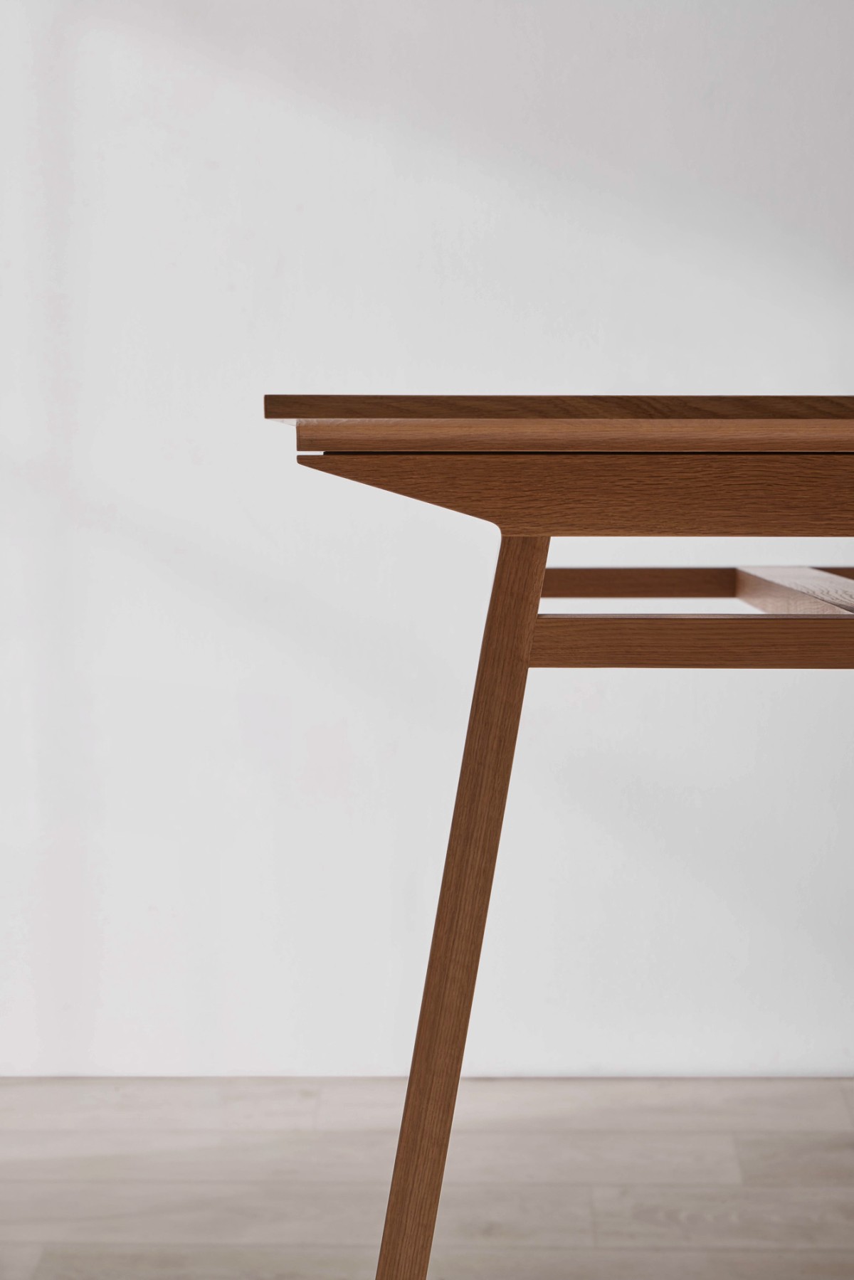 Mitis High Table