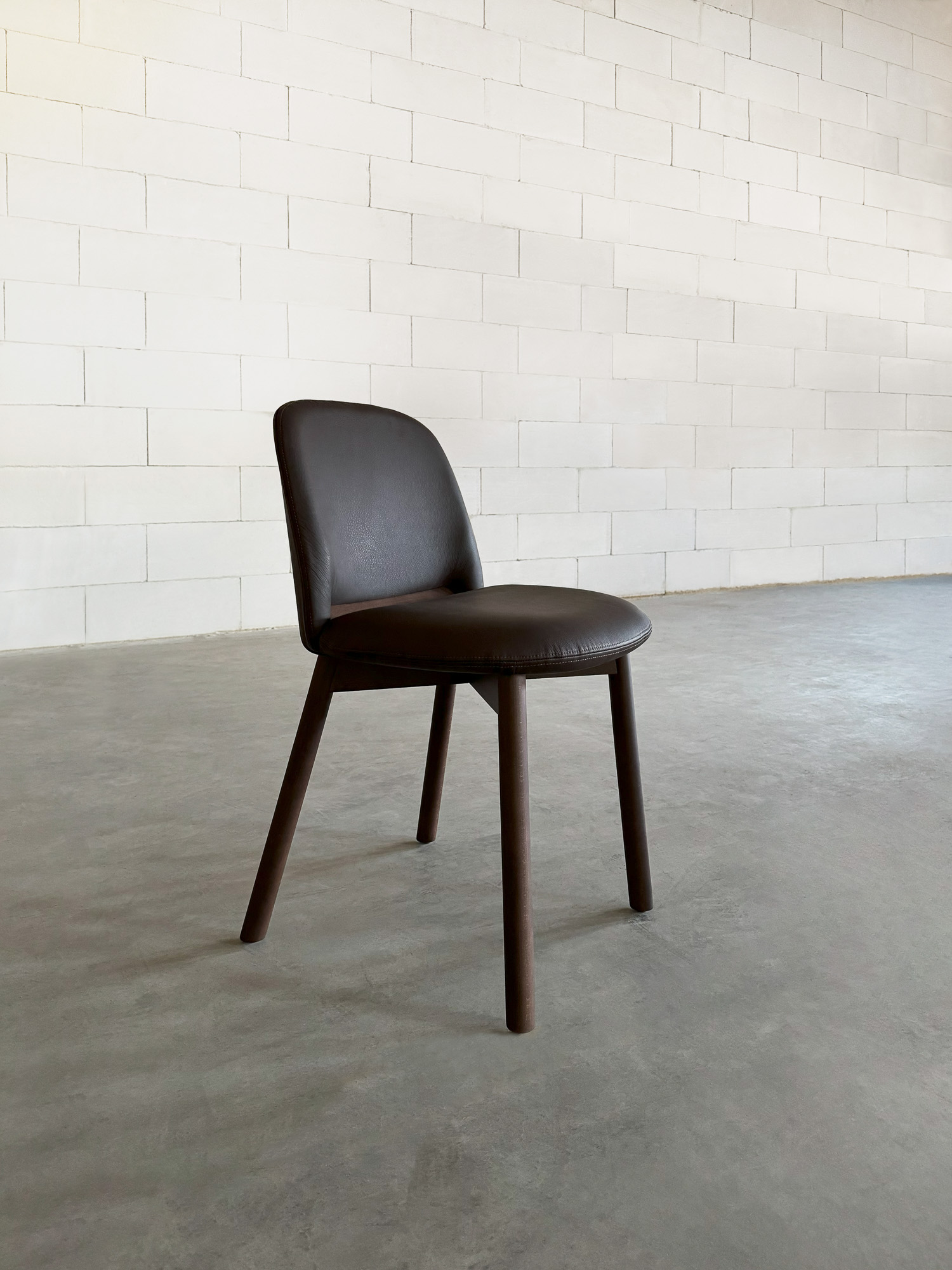 Nara dining chair designed by MArio Ruiz for Capdell