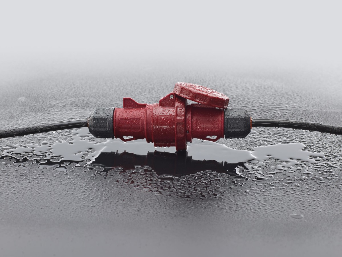 SpeedPro plug and socket