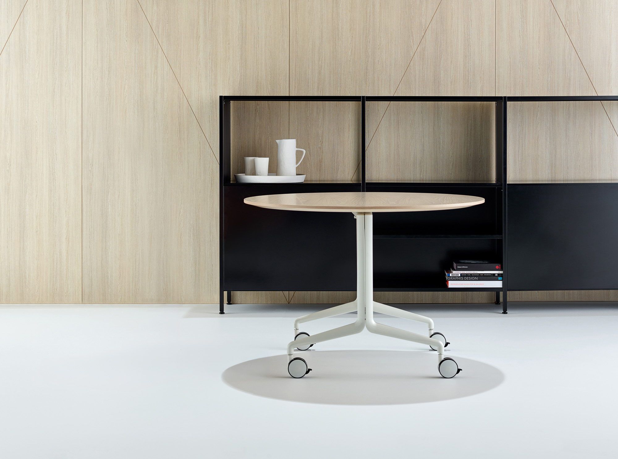 Aire Collection by Mario Ruiz for Schiavello