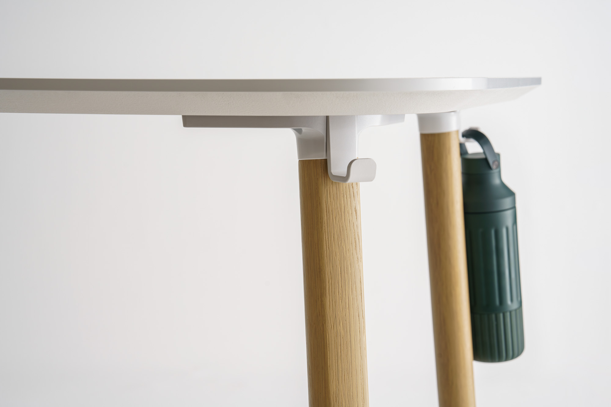 Bevy Mobile table by Mario Ruiz for Studio TK
