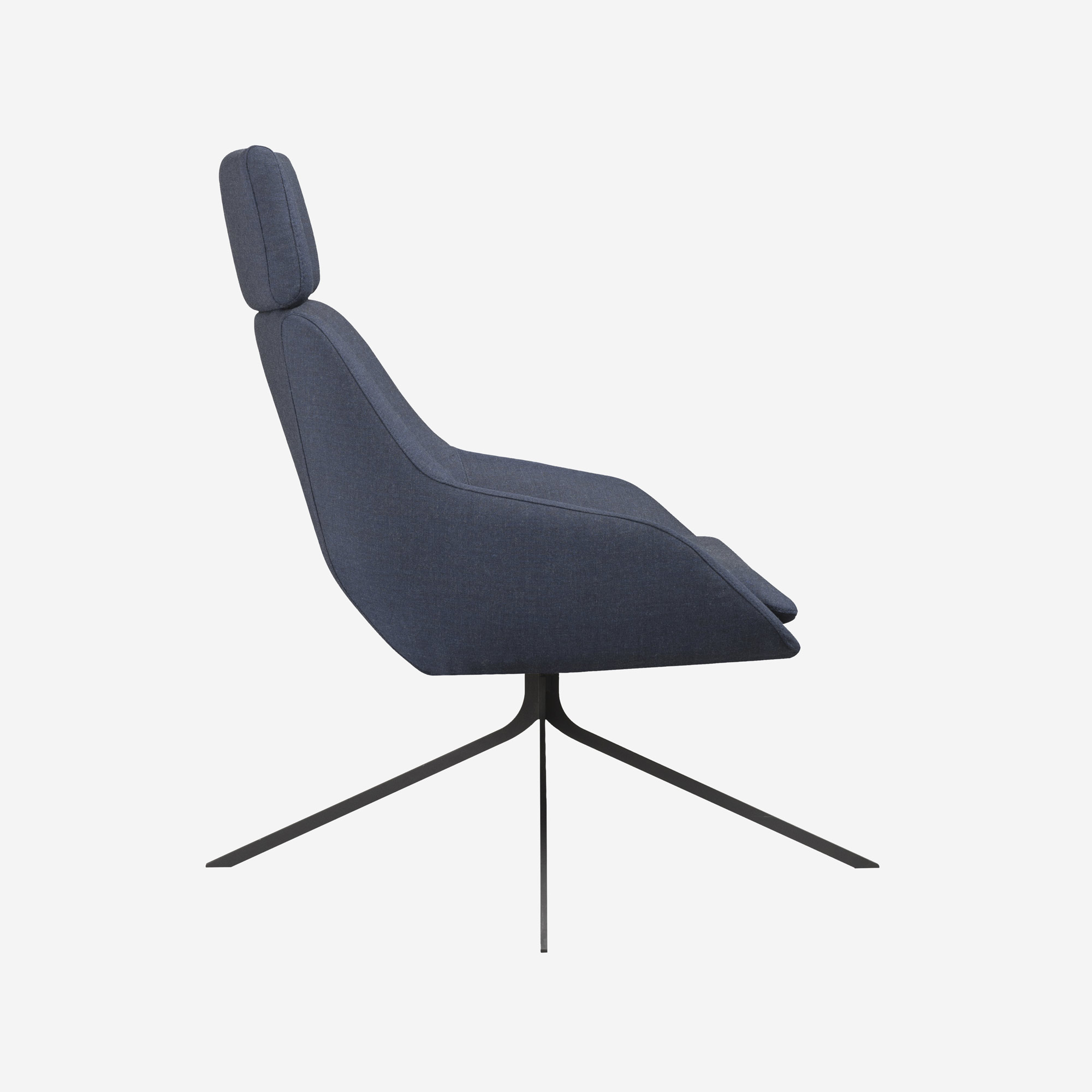 Blue lounge chair designed by Mario Ruiz for Casala