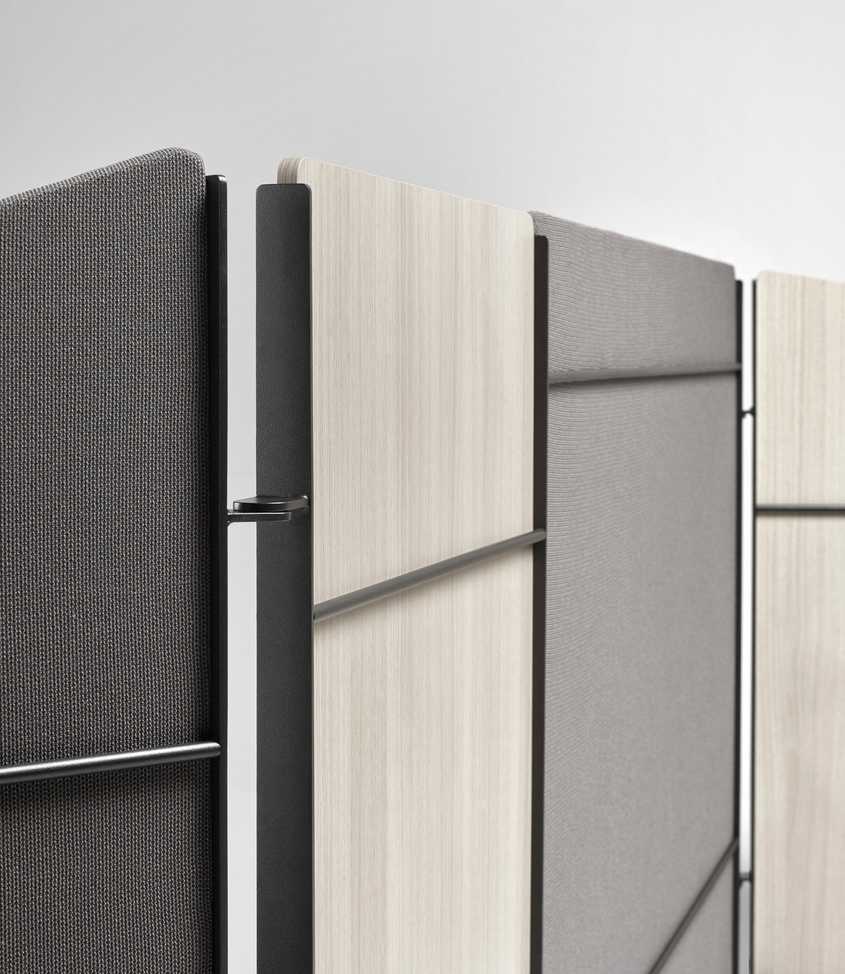 Calm Partition Walls by Mario Ruiz for Sellex