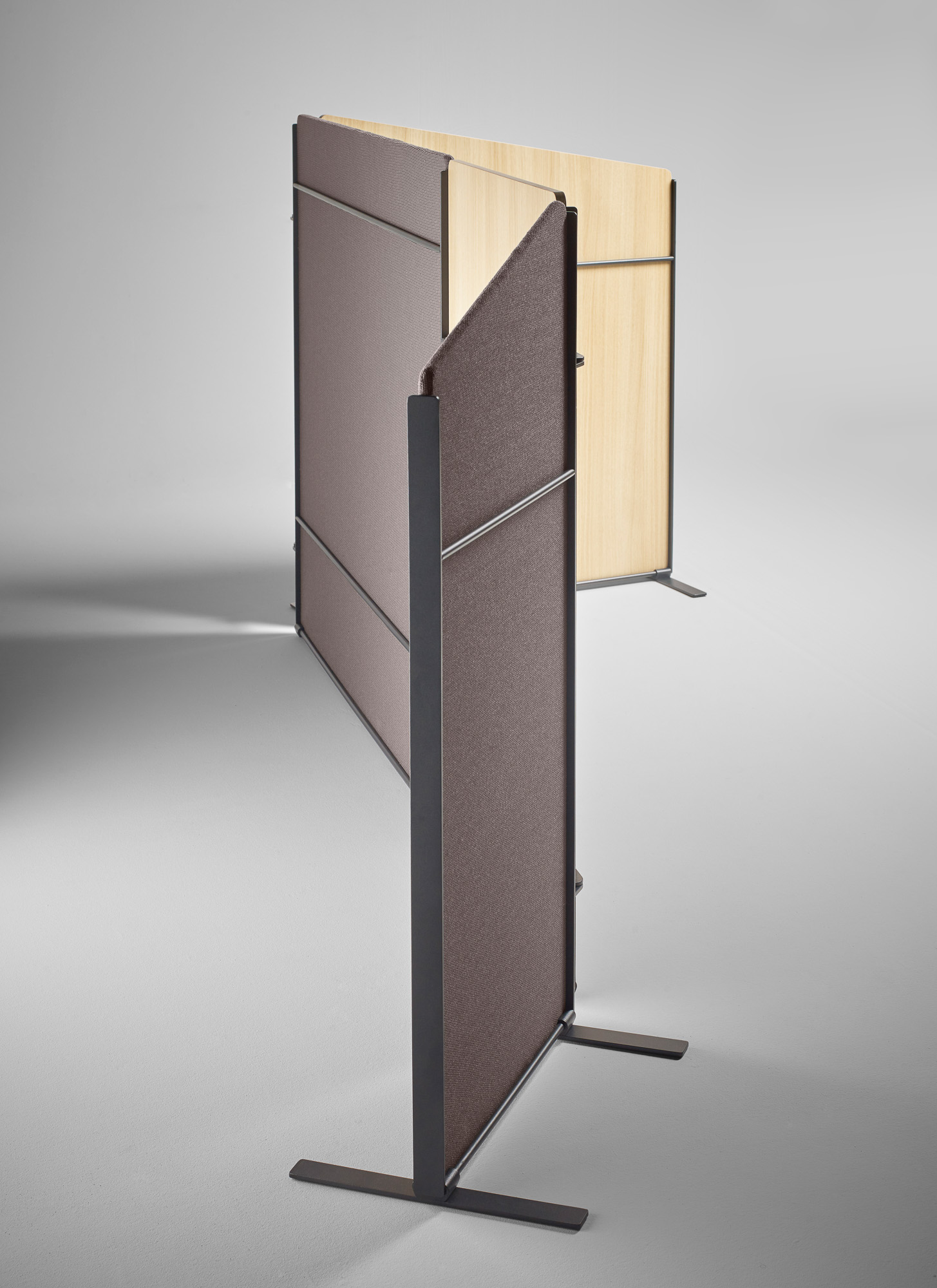Calm Partition Walls by Mario Ruiz for Sellex