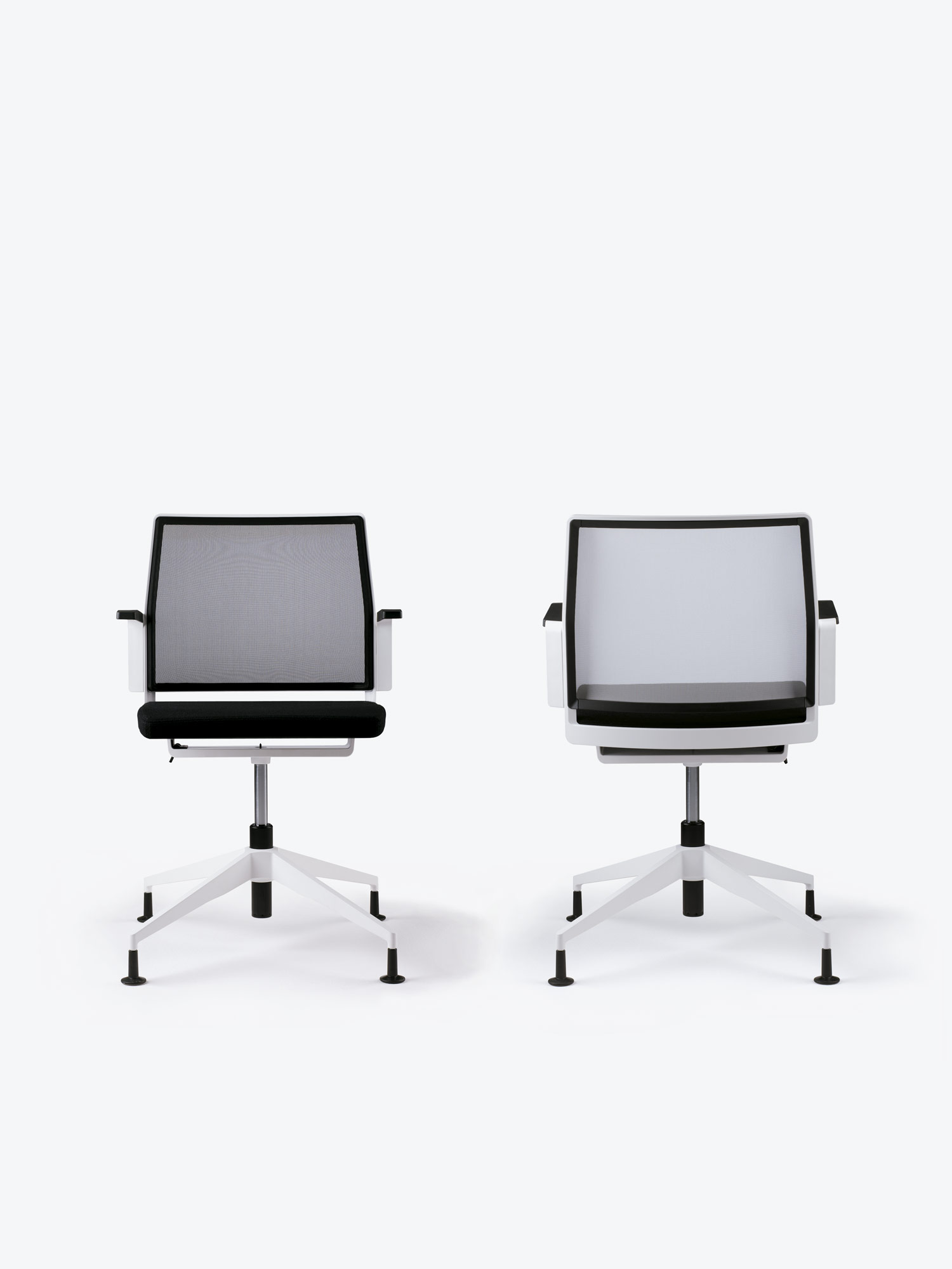 Dis Chair designed by Mario Ruiz for Dynamobel