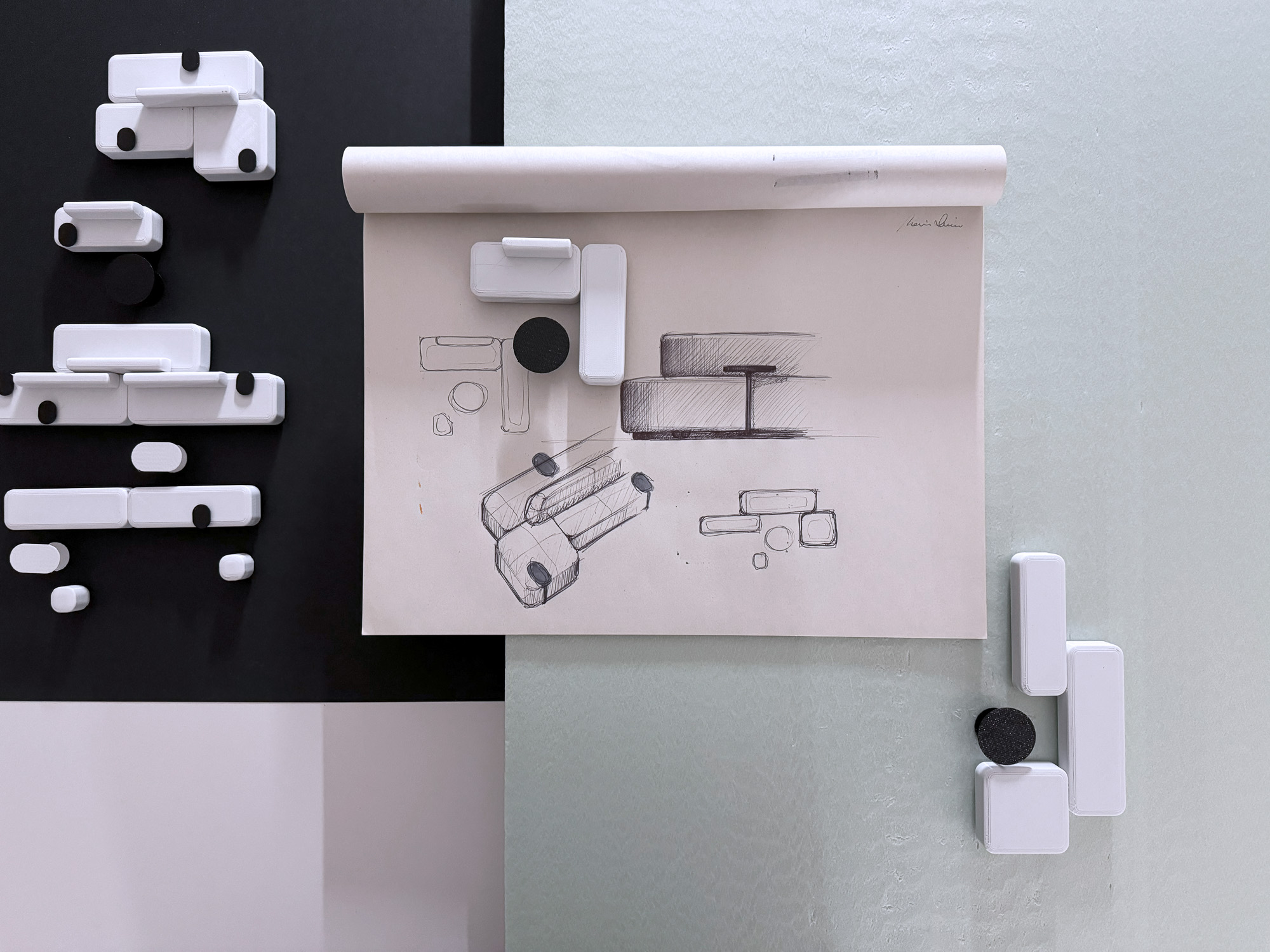 Models and sketches of the Escape collection designed by Mario Ruiz for Joquer