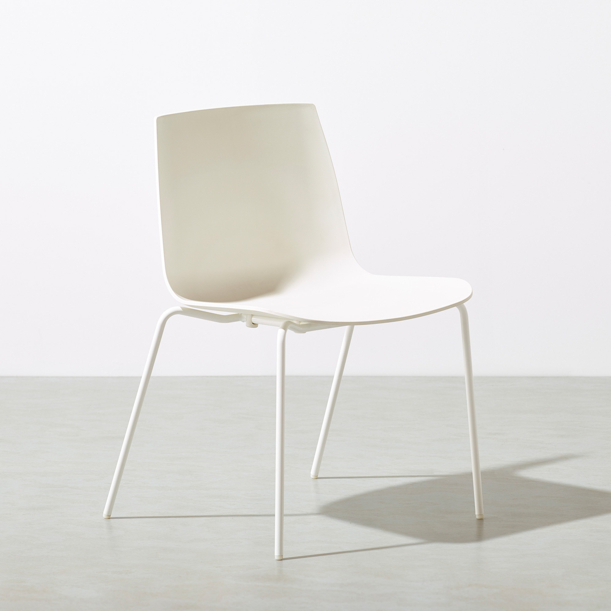 MR Chair design by Mario Ruiz for Schiavello