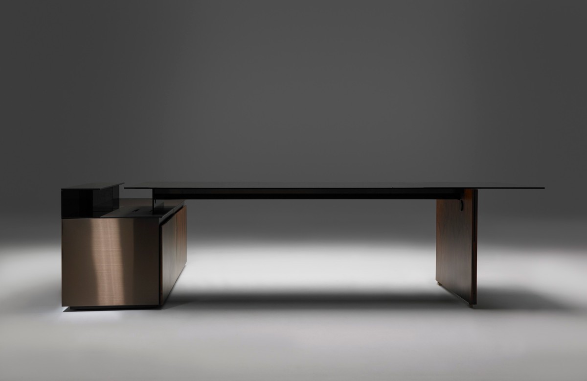 Neutra Executive Desking System