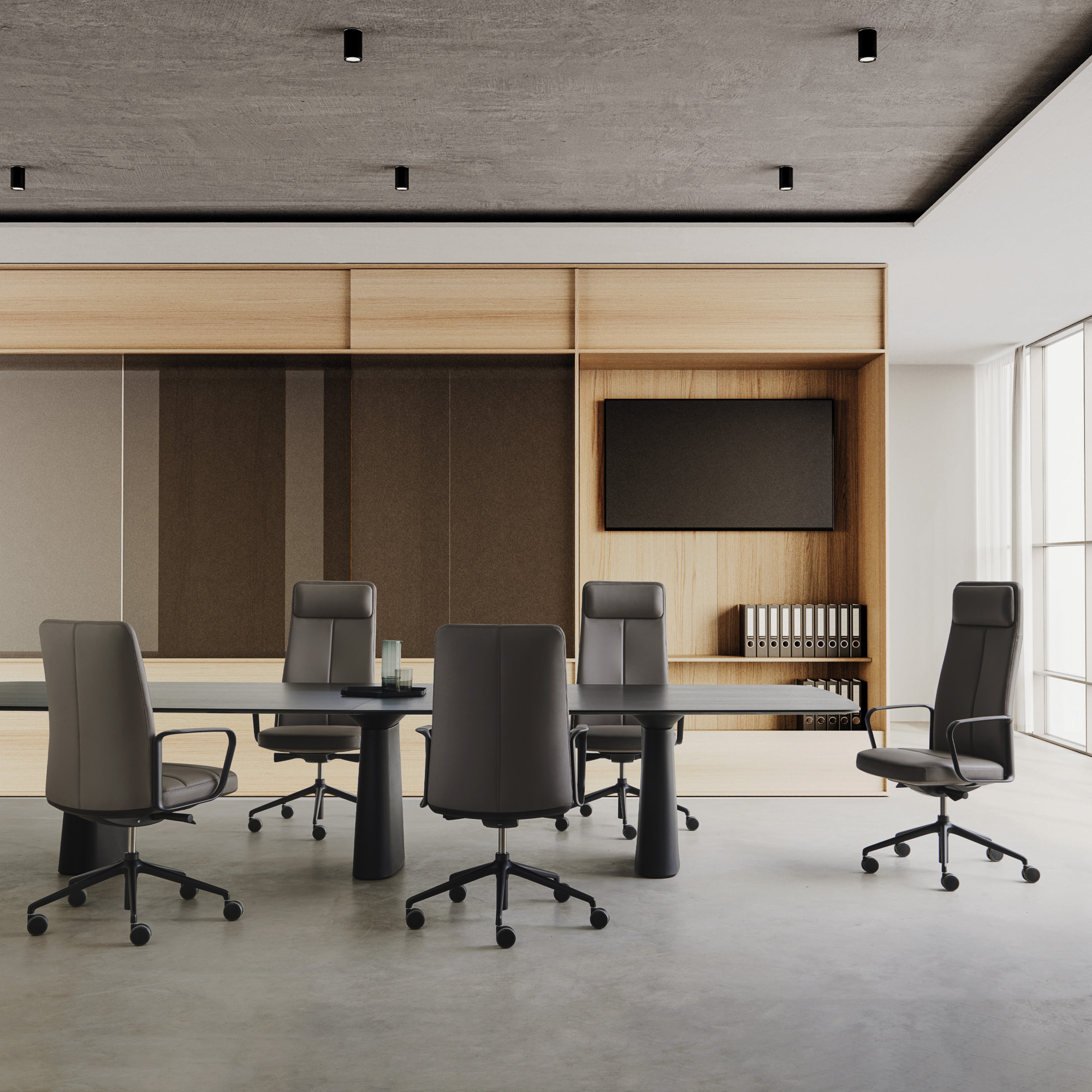 Zenpro, an executive armchair by Barcelona based designer Mario Ruiz for Inclass