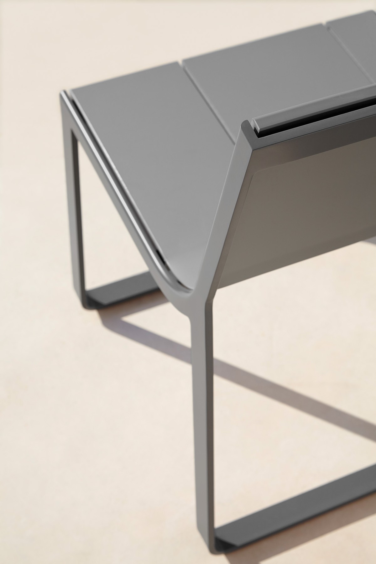 Flat dining chairs