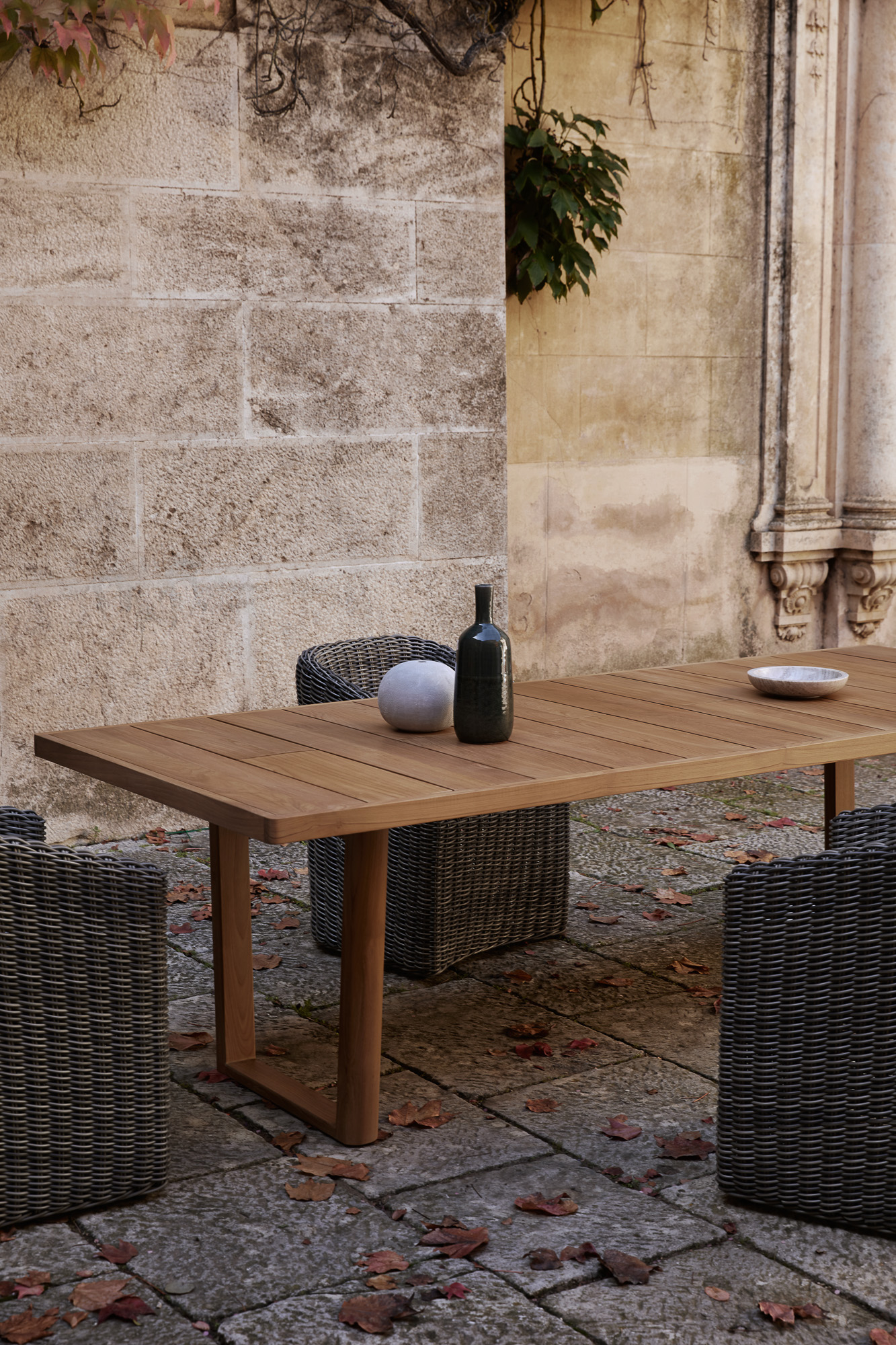 Heritage Outdoor Collection dining set designed by Mario Ruiz for POINT