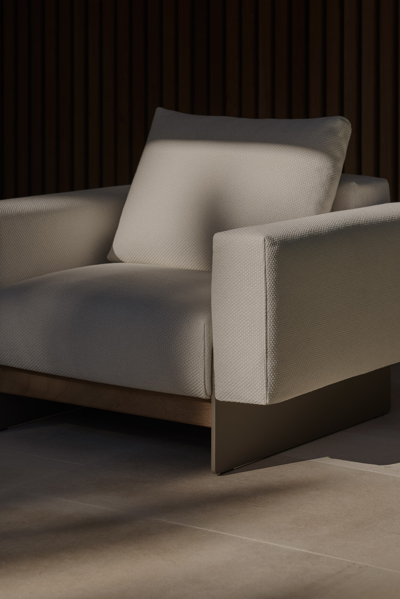 Sledd outdoor lounge chair designed by Mario Ruiz  for Joquer